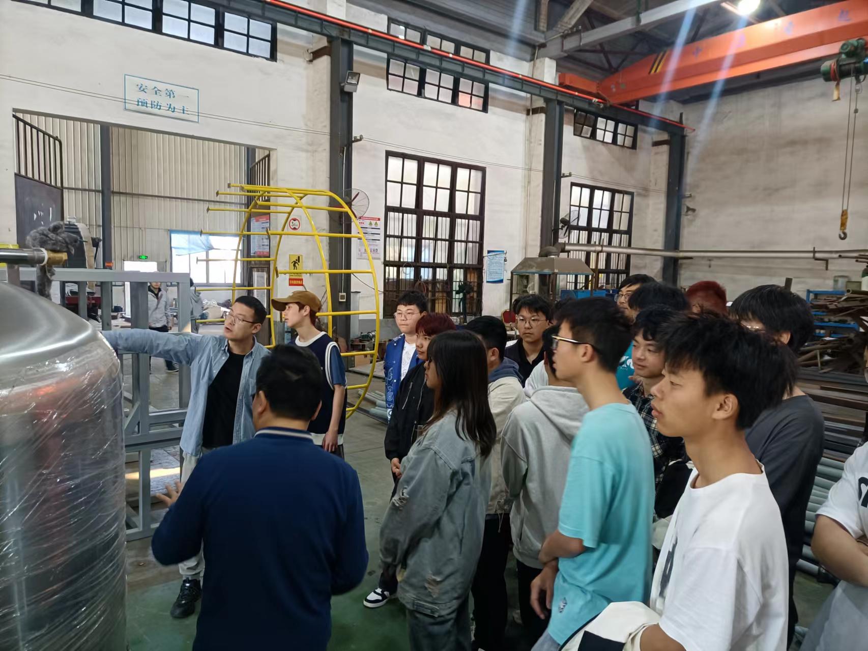 湖南工程学院近200名学生来AIYOUXI.COM-爱游戏(中国)
认知实习